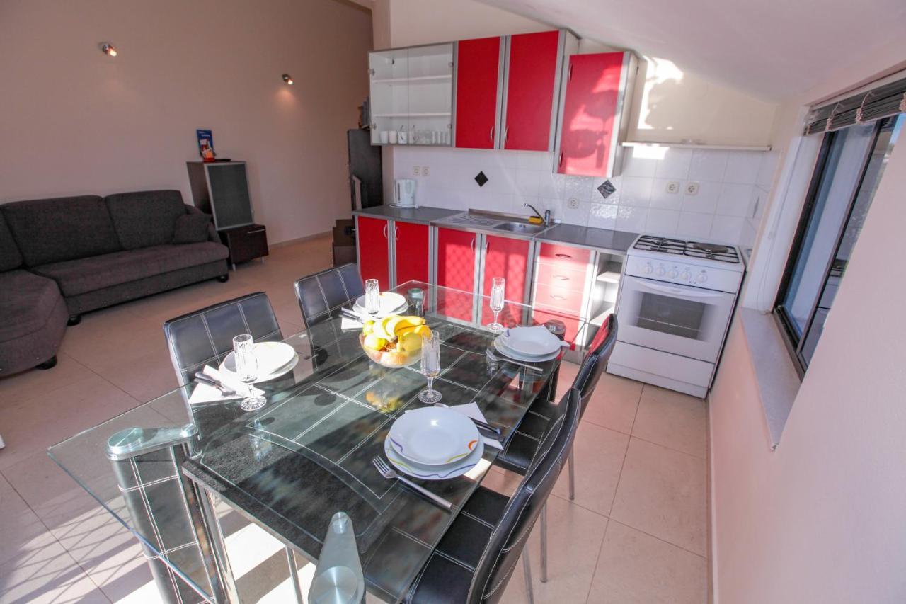 Vila Perunika Sukošan Exterior foto